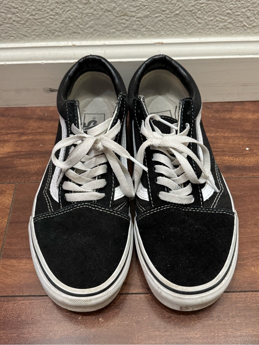 Vans Classic Black Low-Top Skate Sneakers with White Accents